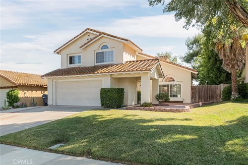 25213 Via Las Lomas, Murrieta, CA, 92562 | Card Image