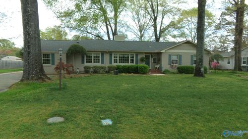 2014 Eastmead Ave Se, Decatur, AL, 35601-6161 | Card Image
