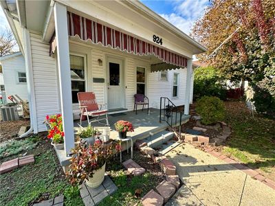 924 Garfield Avenue, House other with 2 bedrooms, 1 bathrooms and null parking in Troy OH | Image 2