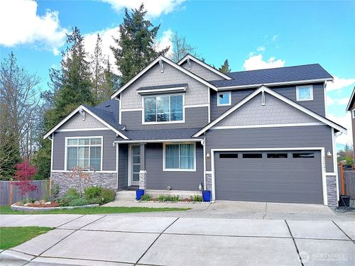 3221 Deol Ln, Mount Vernon, WA, 98273-8570 | Card Image