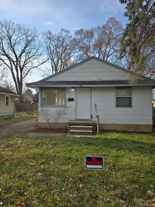 3016 Oklahoma Ave, Flint, MI, 48506-2933 | Card Image