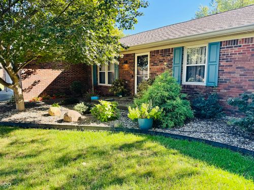 1519 New Ford Rd, Seymour, IN, 47274-2262 | Card Image