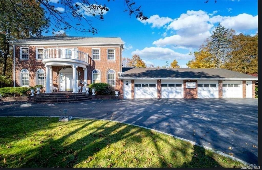 Starr Ave, Monticello, NY 12701
