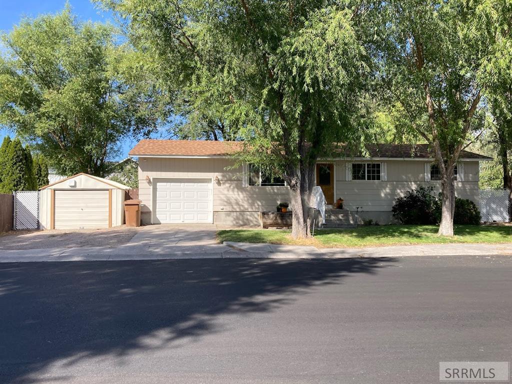 Cole St, Pocatello, ID 83202