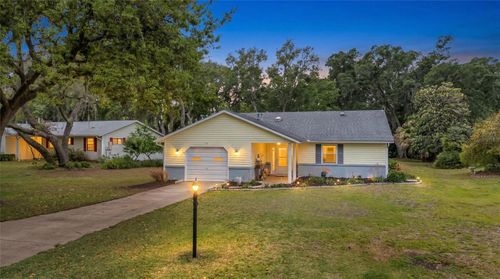 27 Gordon Ct, LEESBURG, FL, 34788-8546 | Card Image