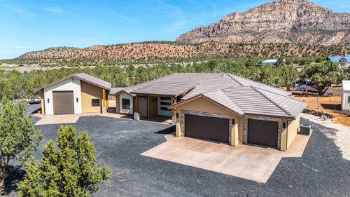 1295 Cedar Dr, Apple Valley, UT, 84737 | Card Image