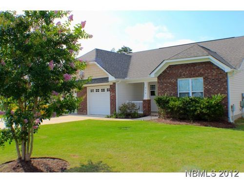 216 Kestrel Ct, New Bern, NC, 28560-9560 | Card Image