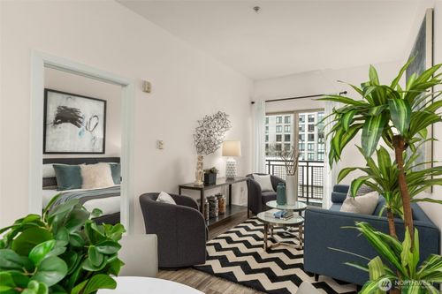 615-1323 Boren Ave, Seattle, WA, 98101-3715 | Card Image