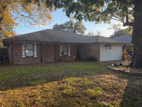 12412 Tulip Dr, Balch Springs, TX, 75180-4042 | Card Image