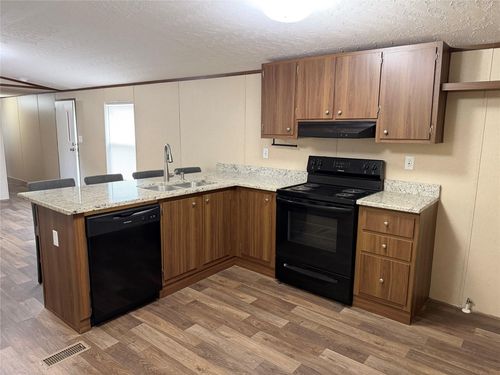 152 Wellington, Livingston, TX, 77351 | Card Image