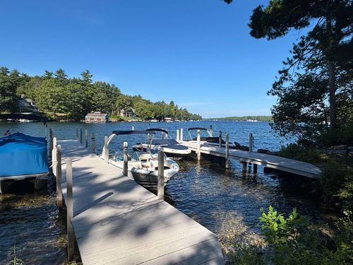 15 Abenaukee Dr, Wolfeboro, NH, 03894-4211 | Card Image