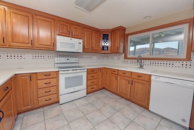 3112 Allison Ct, Condo with 2 bedrooms, 3 bathrooms and 2 parking in Young Harris GA | Image 28