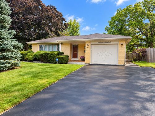 1400 Huntington Dr, Glenview, IL, 60025-2228 | Card Image