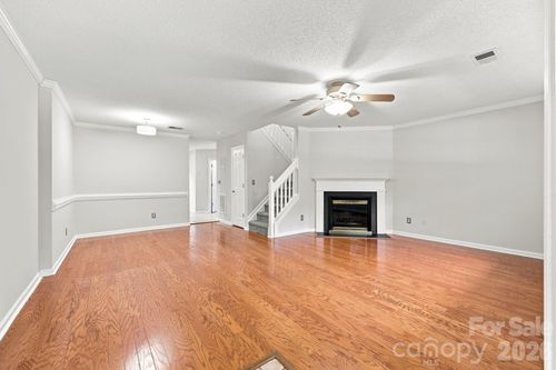 3274 Summercroft Lane, Charlotte, NC, 28269 | Card Image