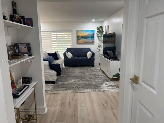 APT-111 - 995 Riverside Dr, Condo with 2 bedrooms, 2 bathrooms and null parking in Coral Springs FL | Image 10