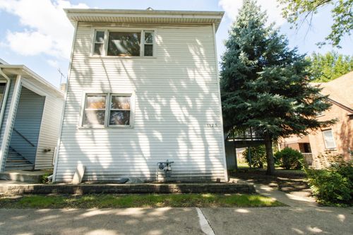 1123 Hannah Ave, Forest Park, IL, 60130-2820 | Card Image
