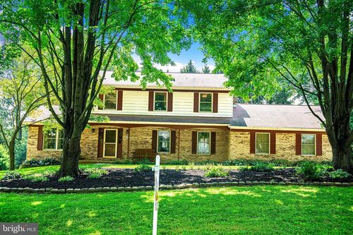 2215 Furnace Rd, FALLSTON, MD, 21047-1043 | Card Image