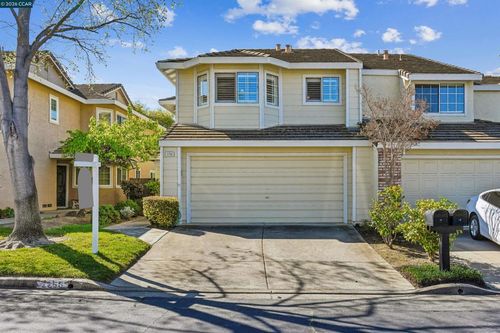 5256 Pebble Glen Dr, Concord, CA, 94521-4535 | Card Image