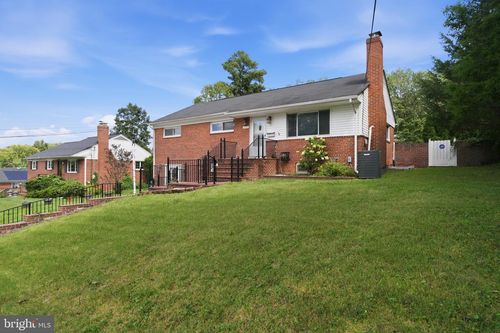 3805 Oliver Ave, ANNANDALE, VA, 22003-1720 | Card Image