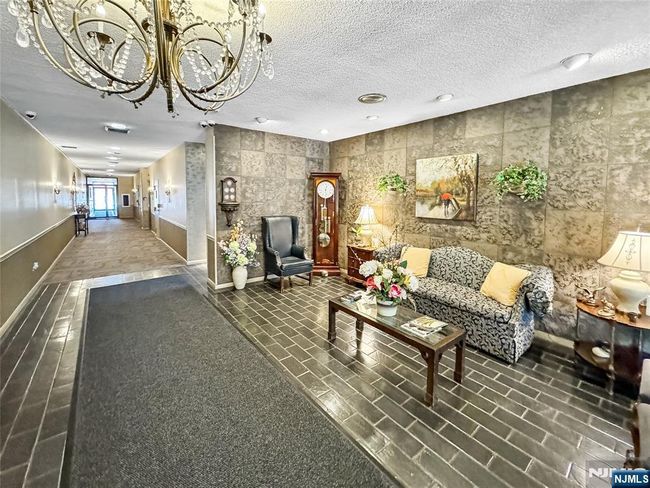 140 Euclid Ave, Condo with 2 bedrooms, 2 bathrooms and null parking in Hackensack NJ | Image 16