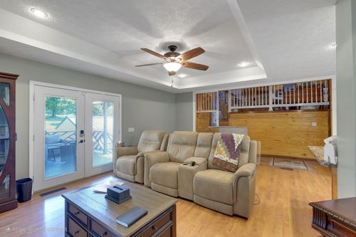 174 Turkey Creek Hwy, Carthage, TN, 37030-2204 | Card Image