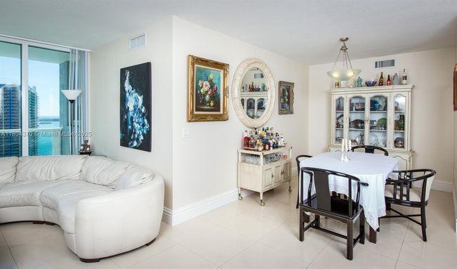 APT-3106 - 1250 S Miami Ave, Condo with 3 bedrooms, 2 bathrooms and null parking in Miami FL | Image 15