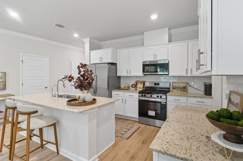 2927 Ervine St, Tallahassee, FL, 32308-4295 | Card Image