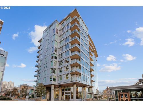 1900 S River Dr, Portland, OR, 97201-8043 | Card Image