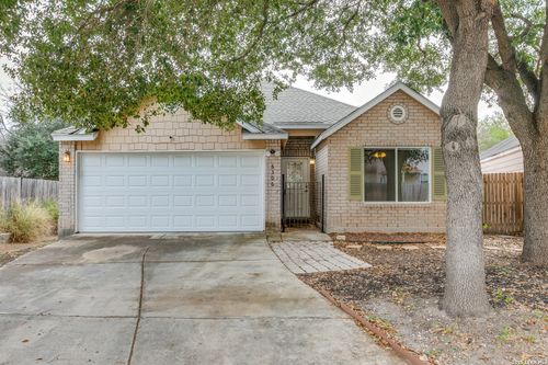 5306 Tomas Cir, San Antonio, TX, 78240-2076 | Card Image