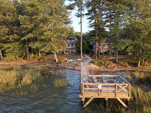 63 Clearwater Dr, Dover, NH, 03820-9109 | Card Image