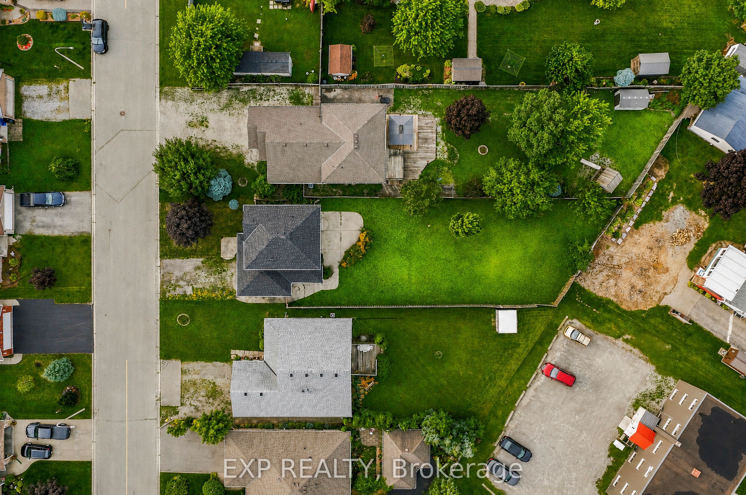 Residential in Haldimand 5