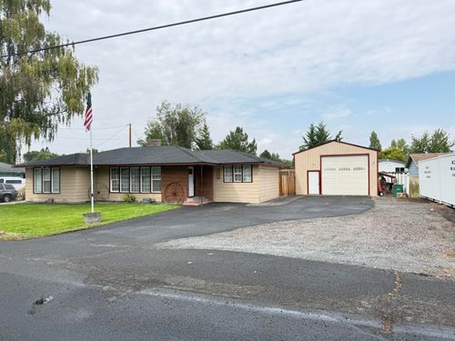 4625 Laverne Ave, Klamath Falls, OR, 97603-7466 | Card Image