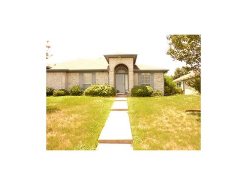 1123 Wentwood Dr, Desoto, TX, 75115-8029 | Card Image