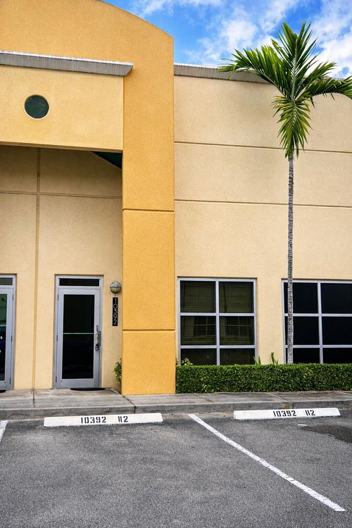 112-10392 W State Road 84, Davie, FL, 33324 | Card Image
