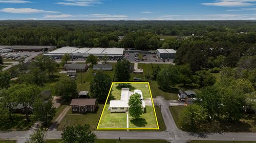 1300 S Polk St, Tullahoma, TN, 37388-4350 | Card Image