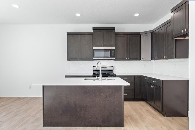 1140 S Underwood Pl, Home with 0 bedrooms, 0 bathrooms and null parking in Kennewick WA | Image 8