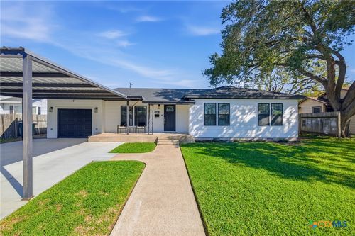608 E Rosebud Ave, Victoria, TX, 77901-3359 | Card Image