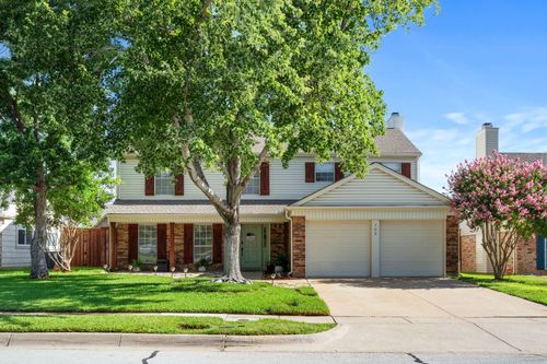 105 Wooddale, Euless, TX, 76039-4319 | Card Image