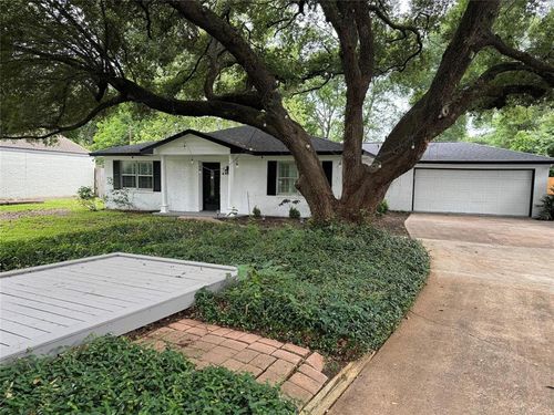 9102 N Allegro St, Houston, TX, 77080-5564 | Card Image