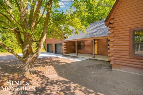 7815 Marsh Rd, Cottrellville, MI, 48039-3209 | Card Image