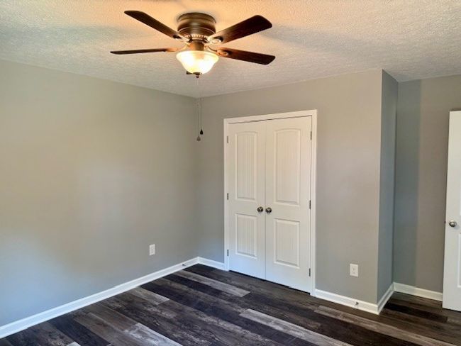 146 Hesselly Rd, House other with 3 bedrooms, 2 bathrooms and 2 parking in Decherd TN | Image 10