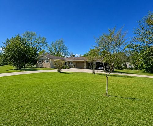2412 Collins St, West Orange, TX, 77630-7112 | Card Image