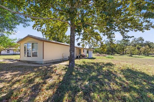 unit-b-1411 B Democrat St, Blanco, TX, 78606-5847 | Card Image