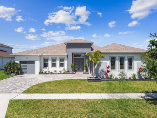 8936 Sanders Tree Loop, WESLEY CHAPEL, FL, 33545-4499 | Card Image