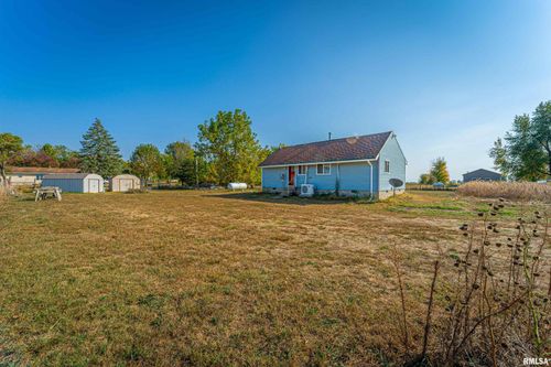 24053 N County Road 3050 E, Manito, IL, 61546-7801 | Card Image