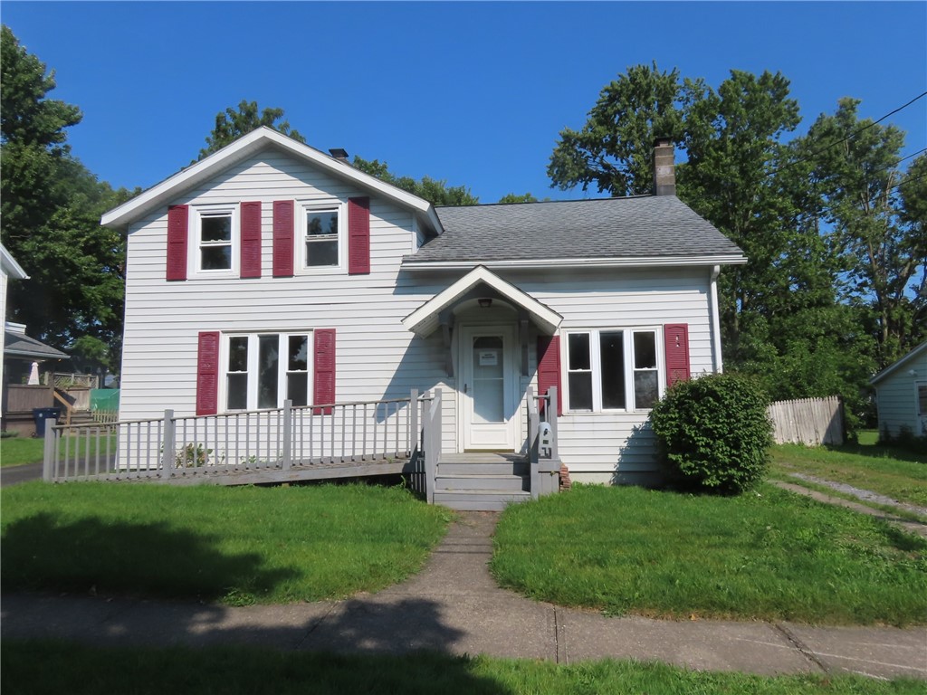 Mynderse St, Seneca Falls, NY 13148