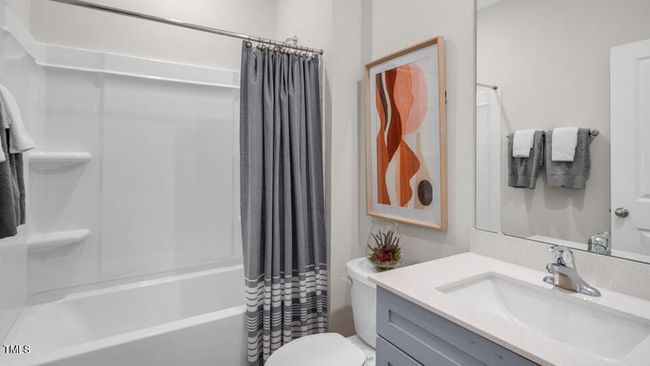 Bathroom | Image 17
