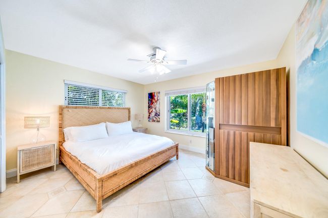 4010 Ne 25 Th Ave, House other with 3 bedrooms, 3 bathrooms and null parking in Lighthouse Point FL | Image 47