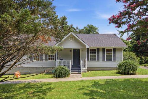 124 Summitt St, Rossville, GA, 30741-1596 | Card Image