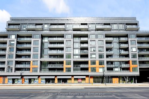 902-700 Sheppard Ave W, North York, ON, M3H2S6 | Card Image